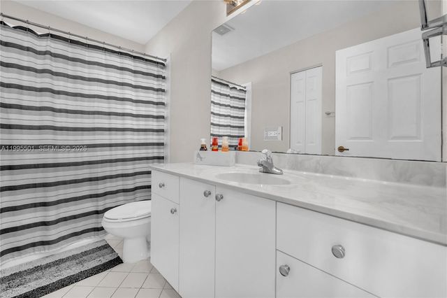 1058 Tupelo Way, Weston, FL 33327