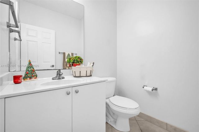 1058 Tupelo Way, Weston, FL 33327