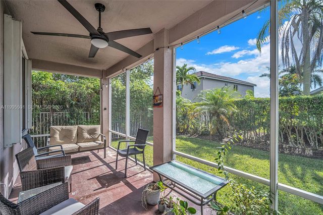 1058 Tupelo Way, Weston, FL 33327