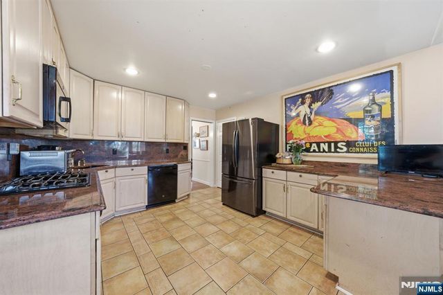 168 Engle Street, Tenafly, NJ 07670