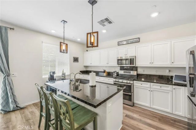 4981 River Ash, Fontana, CA 92336
