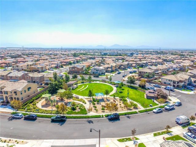 4981 River Ash, Fontana, CA 92336