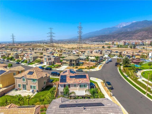 4981 River Ash, Fontana, CA 92336