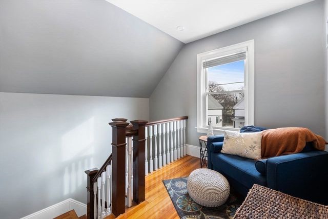 11 Richard St, Saugus, MA 01906