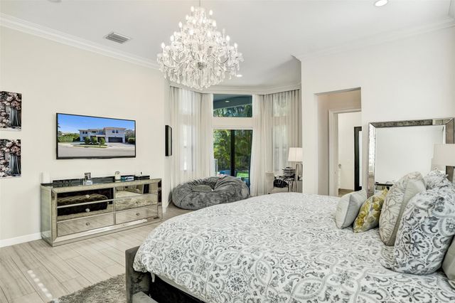 5024 NW 24th Circle, Boca Raton, FL 33431