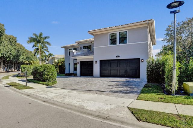5024 NW 24th Circle, Boca Raton, FL 33431