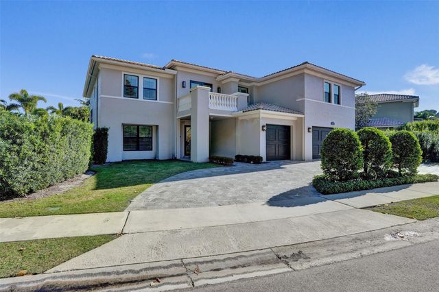 5024 NW 24th Circle, Boca Raton, FL 33431