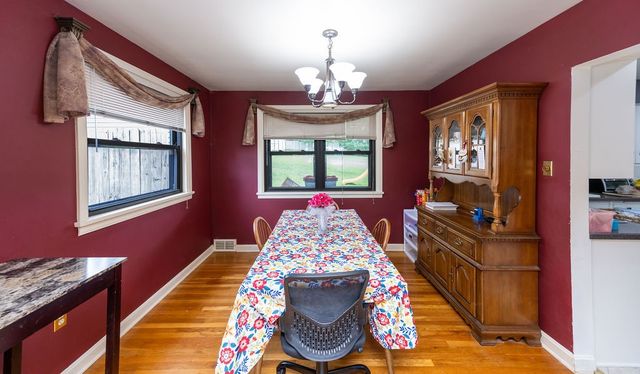 142 Emmet Dr, Chippewa Twp, PA 15010
