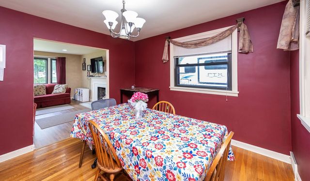 142 Emmet Dr, Chippewa Twp, PA 15010