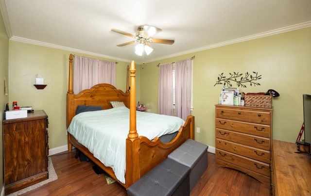 142 Emmet Dr, Chippewa Twp, PA 15010