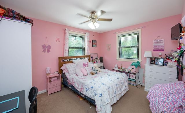 142 Emmet Dr, Chippewa Twp, PA 15010