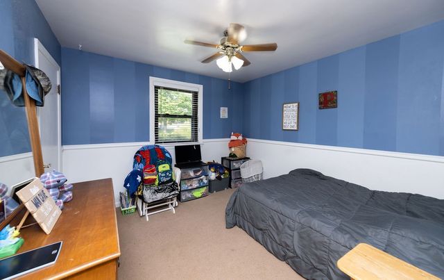 142 Emmet Dr, Chippewa Twp, PA 15010