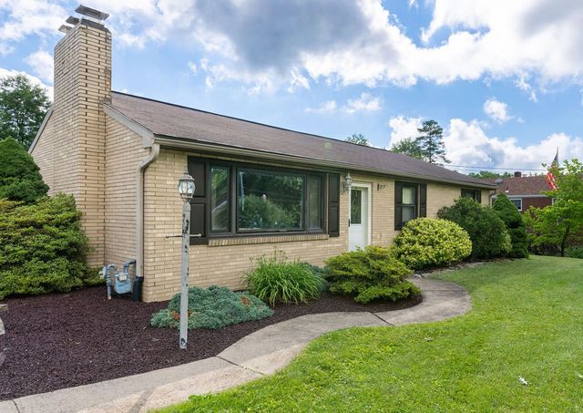 142 Emmet Dr, Chippewa Twp, PA 15010