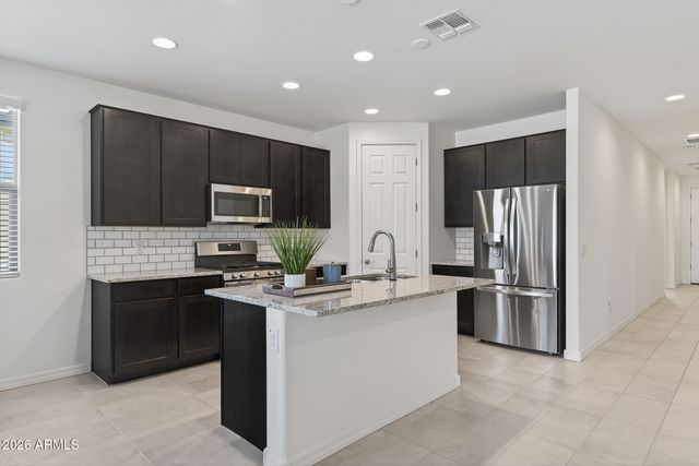 2040 N 210TH Avenue, Buckeye, AZ 85396