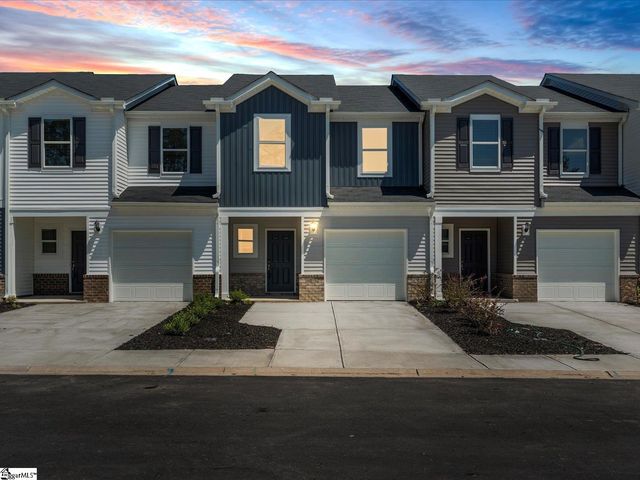 308 Hampton George Court, Greer, SC 29651