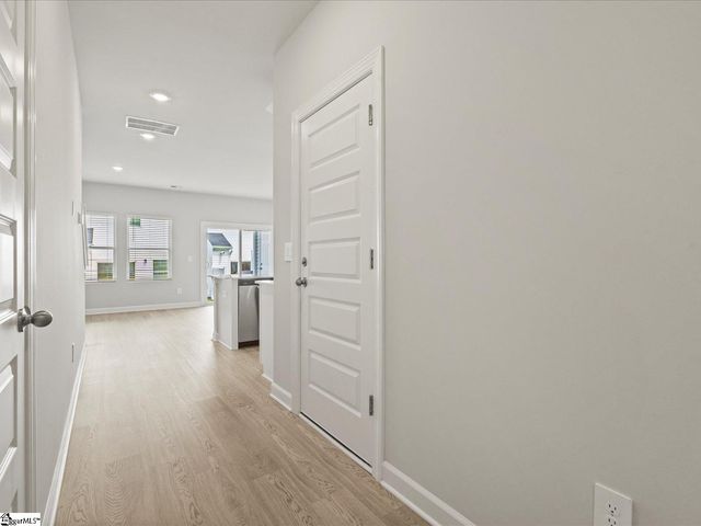 308 Hampton George Court, Greer, SC 29651