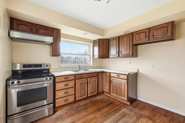 1125 W Main Street, Milton, WV 25541