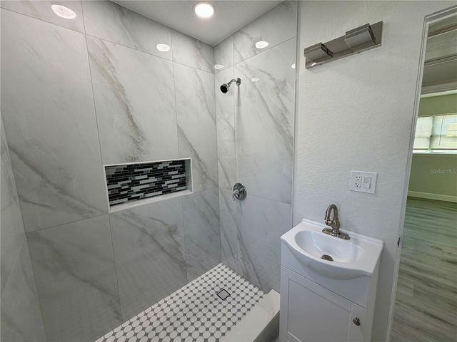 706 ROMANO AVENUE, Orlando, FL 32807