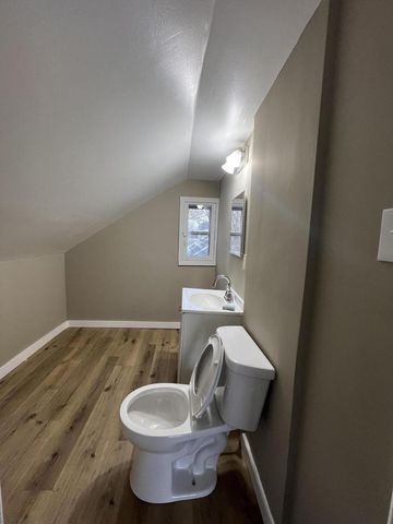 1203 Tenth STREET, Racine, WI 53403