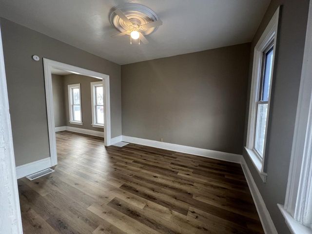 1203 Tenth STREET, Racine, WI 53403