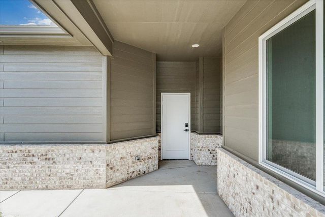 4434 N Sunny Ct, Wichita, KS 67205