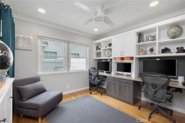 3209 Knoxville Avenue, Long Beach, CA 90808