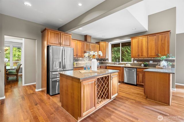 7139 NE Dolphin Drive, Bainbridge Island, WA 98110