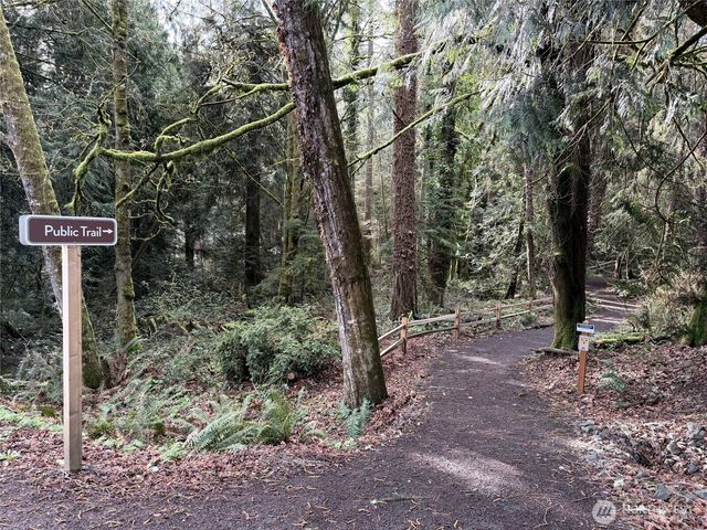 7139 NE Dolphin Drive, Bainbridge Island, WA 98110