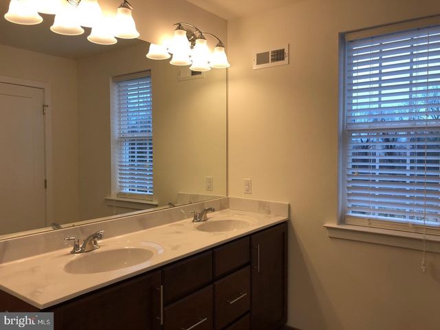 243 WYNSTONE CT, Colmar, PA 18915