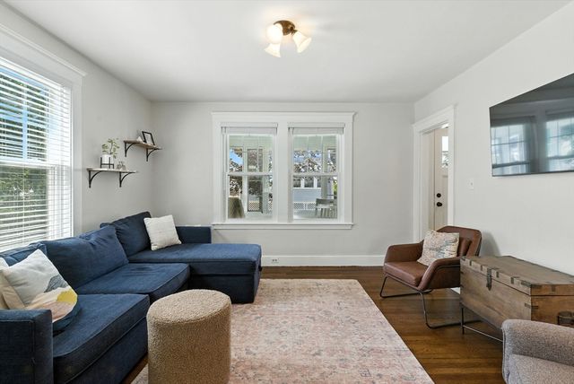 21 Highland St, Salem, MA 01970