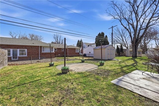 219 Burnside Drive, Tonawanda, NY 14150