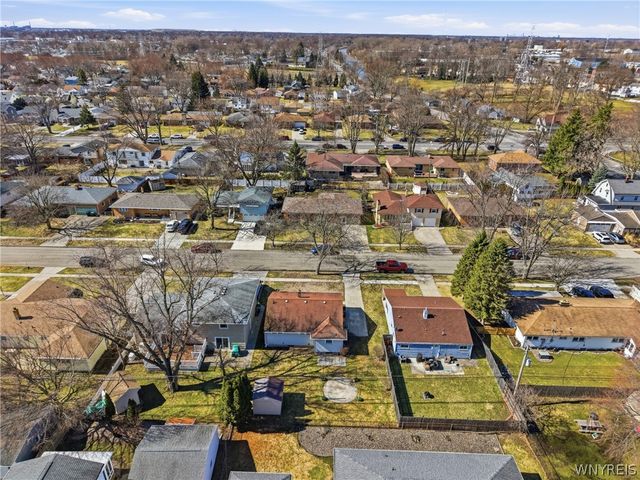 219 Burnside Drive, Tonawanda, NY 14150