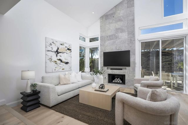 6093 CAMINITO DEL OESTE, San Diego, CA 92111