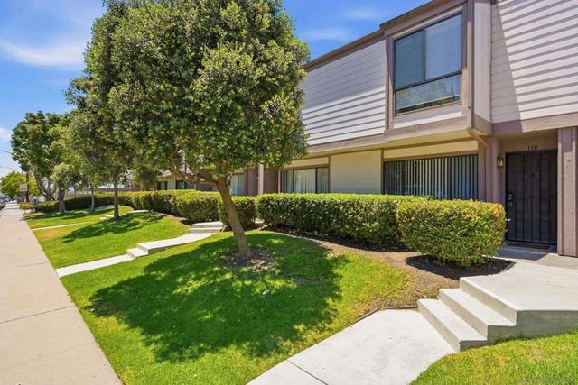 9289 Village Glen Dr. 118, San Diego, CA 92123