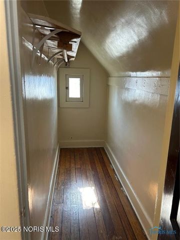 3810 Hoiles Avenue, Toledo, OH 43612