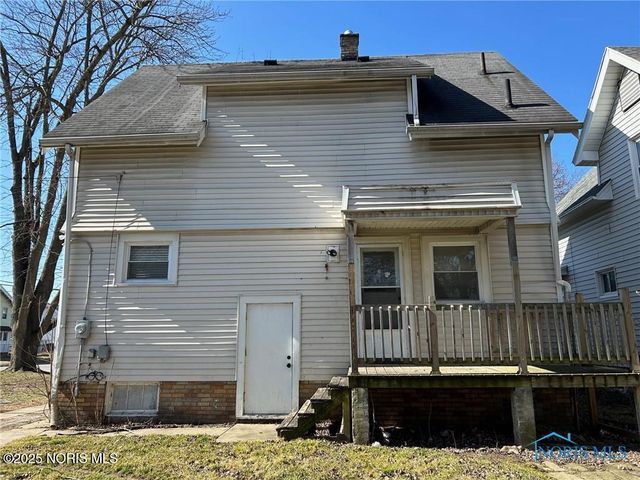 3810 Hoiles Avenue, Toledo, OH 43612