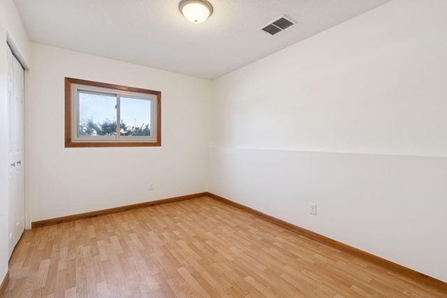 4558 141st Street W, Apple Valley, MN 55124