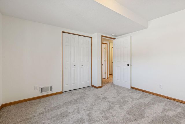 4558 141st Street W, Apple Valley, MN 55124