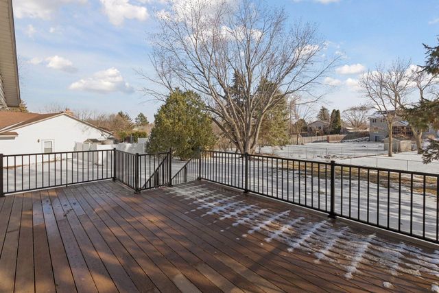 4558 141st Street W, Apple Valley, MN 55124