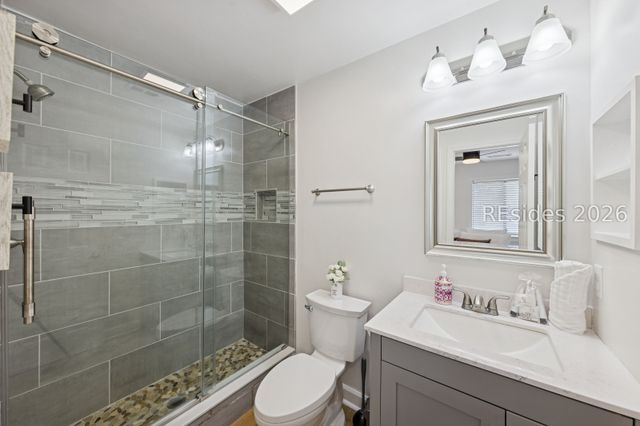 6 Woodward Ave Apt I2, Hilton Head Island, SC 29928