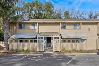 6 Woodward Ave Apt I2, Hilton Head Island, SC 29928