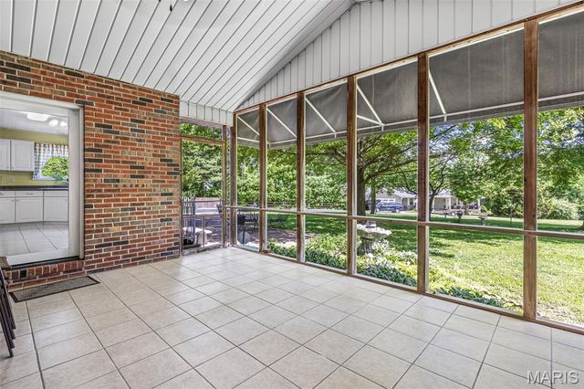 6120 Old Antonia Road, Imperial, MO 63052