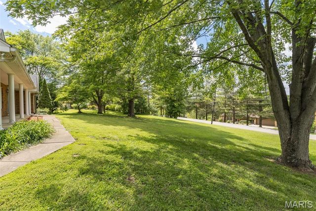 6120 Old Antonia Road, Imperial, MO 63052