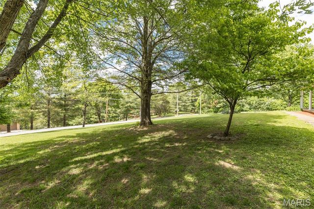 6120 Old Antonia Road, Imperial, MO 63052