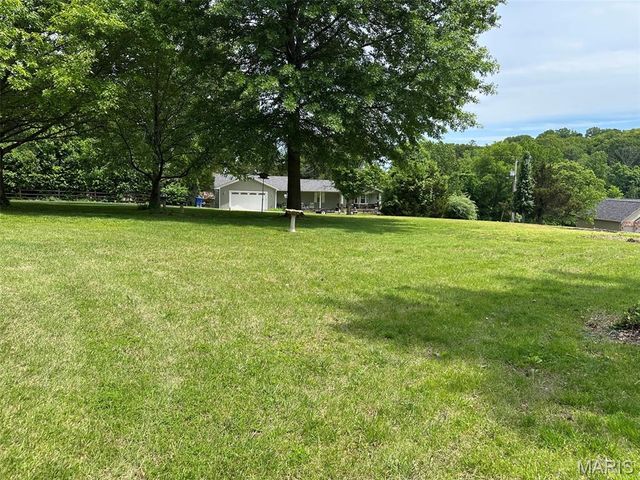6120 Old Antonia Road, Imperial, MO 63052