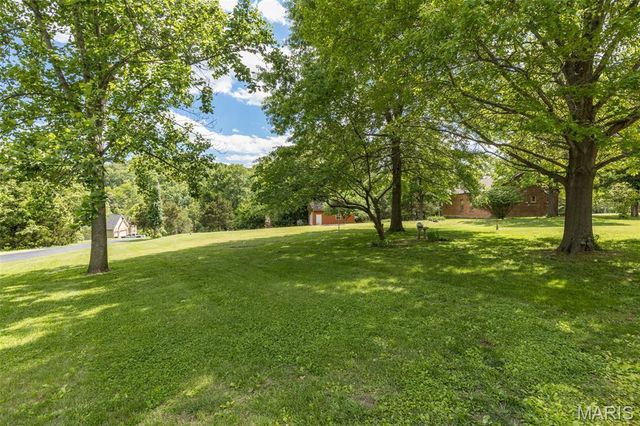6120 Old Antonia Road, Imperial, MO 63052