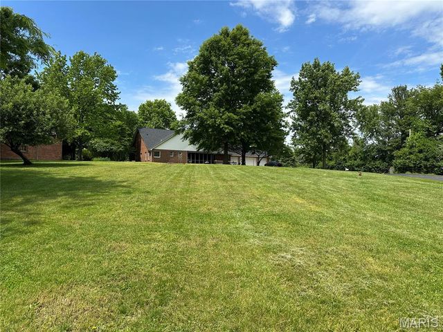 6120 Old Antonia Road, Imperial, MO 63052