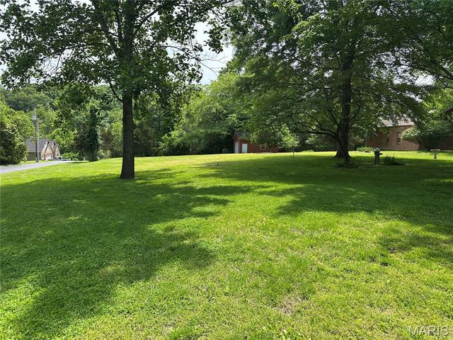 6120 Old Antonia Road, Imperial, MO 63052