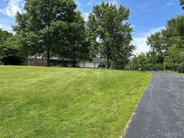 6120 Old Antonia Road, Imperial, MO 63052