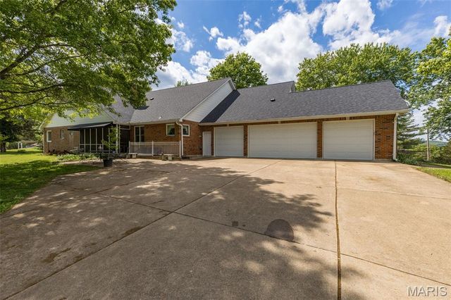 6120 Old Antonia Road, Imperial, MO 63052